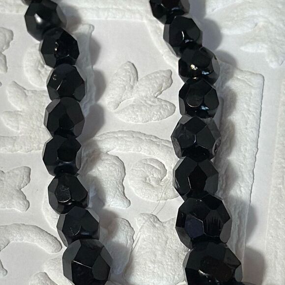Vintage Black Faceted Double Strand Necklace 14”-16” - Picture 9 of 11